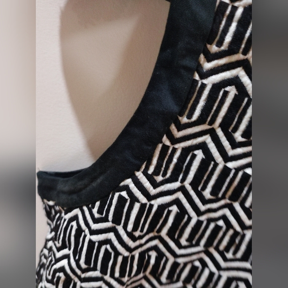 Banana republic top - Picture 3 of 5